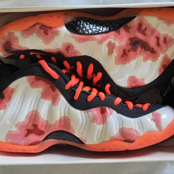 Nike | Shoes | Nike Air Foamposite One Prm Atomic Red | Poshmark display picture 3